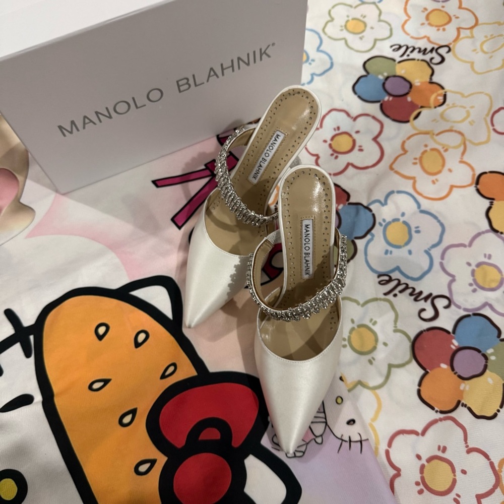 Manolo Blahnik Ivory Satin Pointed-Toe Slingbacks with Crystal Strap - Picture 8 of 8